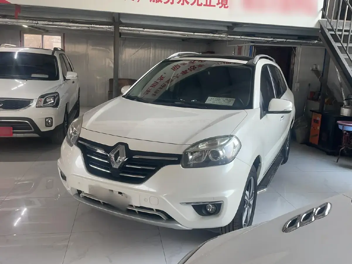 2014 Renault Koleos 2.5L 171HP L4 CVT