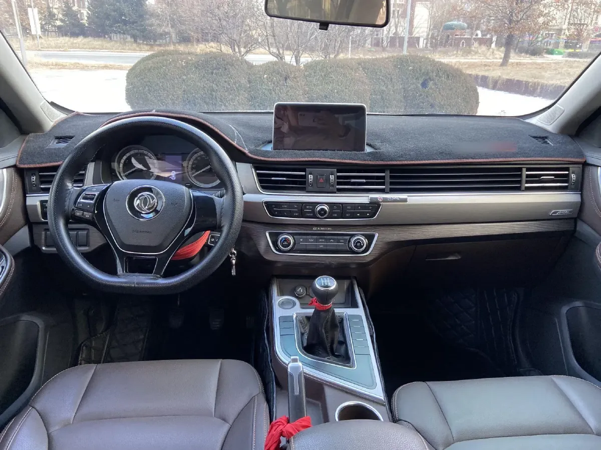 2017 DongFeng Forthing Joyear X5 1.6L 122HP L4 5MT,autocango,china used car exporter,china ev exporter,chinese used car exporter,chinese used ev exporter