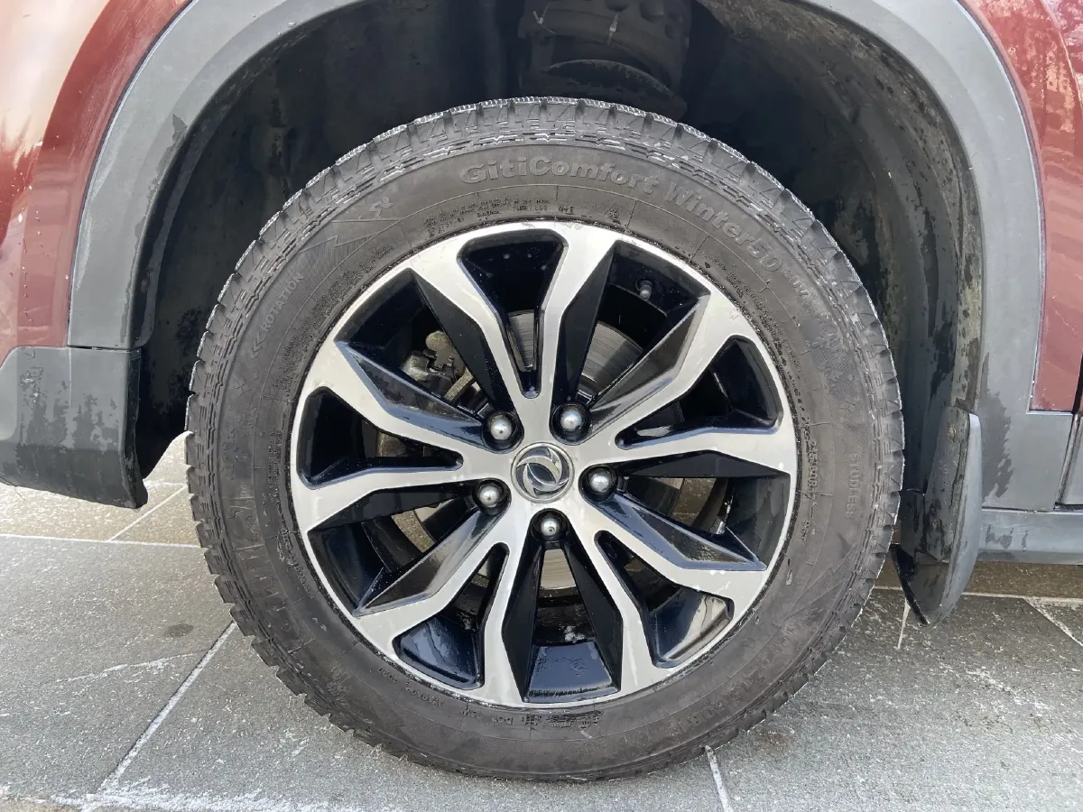 2017 DongFeng Forthing Joyear X5 1.6L 122HP L4 5MT,autocango,china used car exporter,china ev exporter,chinese used car exporter,chinese used ev exporter