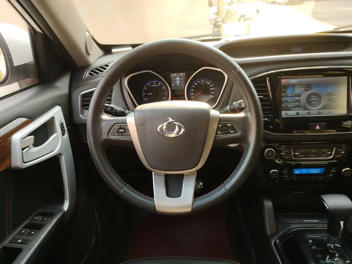 2015 Geely GX7 2.0L 141HP L4 6AT,autocango,china used car exporter,china ev exporter,chinese used car exporter,chinese used ev exporter