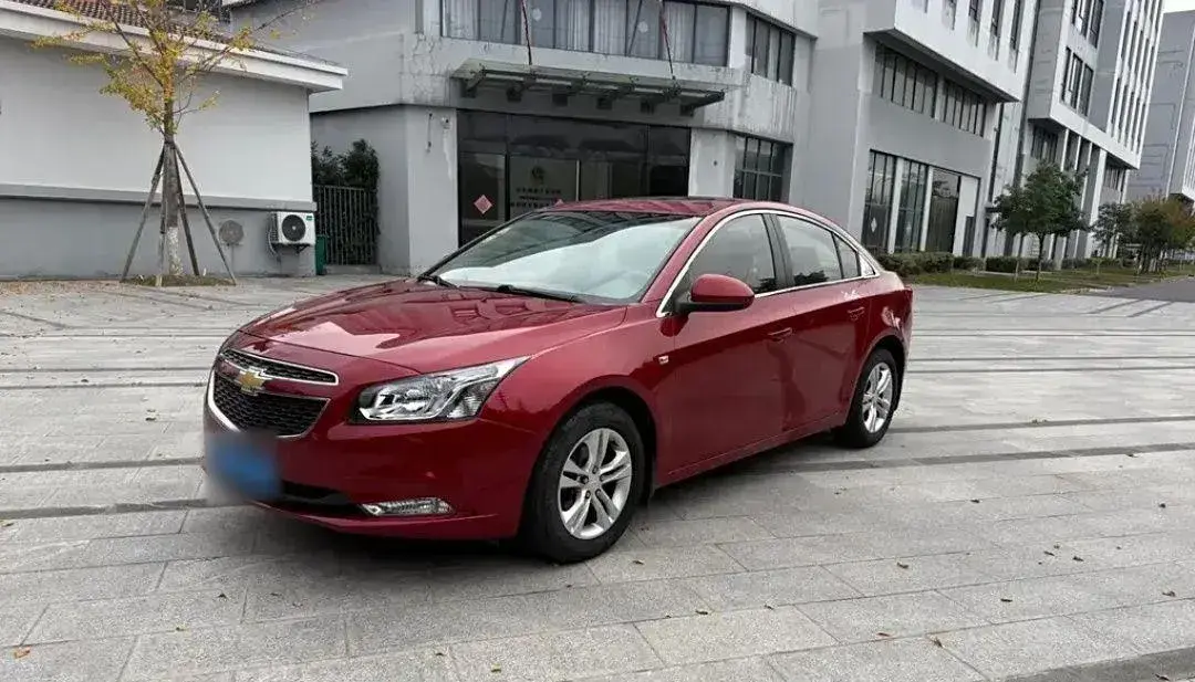 2015 Chevrolet Cruze 1.5L 113HP L4 5MT