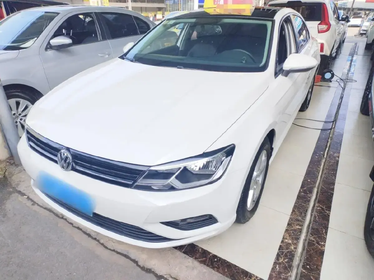 2018 Volkswagen Lamando 1.4T 131HP L4 7DCT