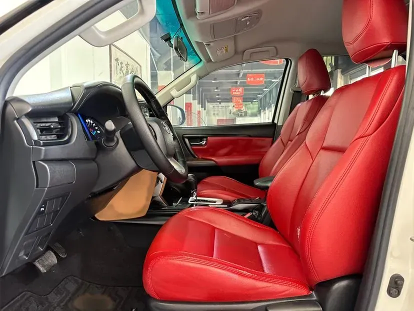 2016 Toyota Fortuner 2.7L 163HP L4 6AT,autocango,china used car exporter,china ev exporter,chinese used car exporter,chinese used ev exporter