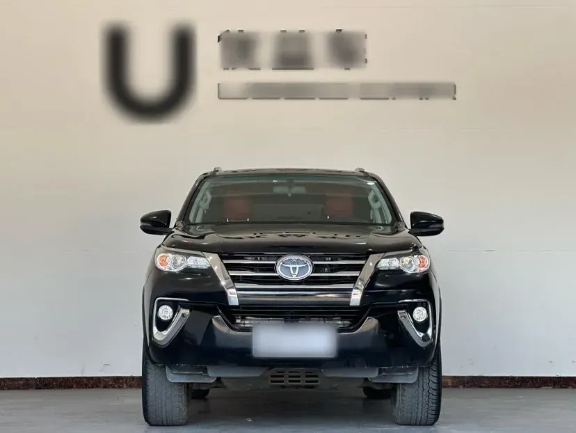 2016 Toyota Fortuner 2.7L 163HP L4 6AT,autocango,china used car exporter,china ev exporter,chinese used car exporter,chinese used ev exporter