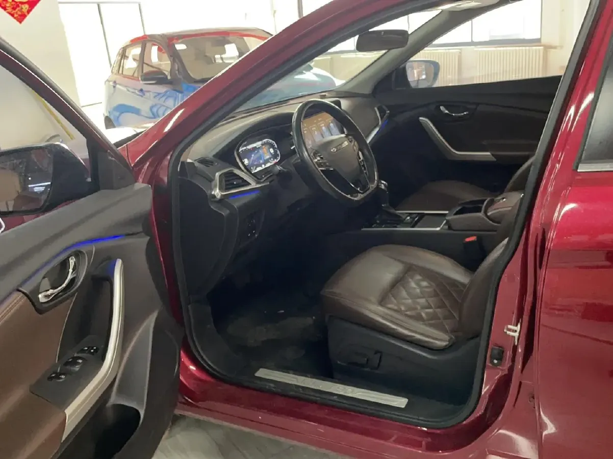 2020 Venucia T90 2.0L 150HP L4 CVT,autocango,china used car exporter,china ev exporter,chinese used car exporter,chinese used ev exporter