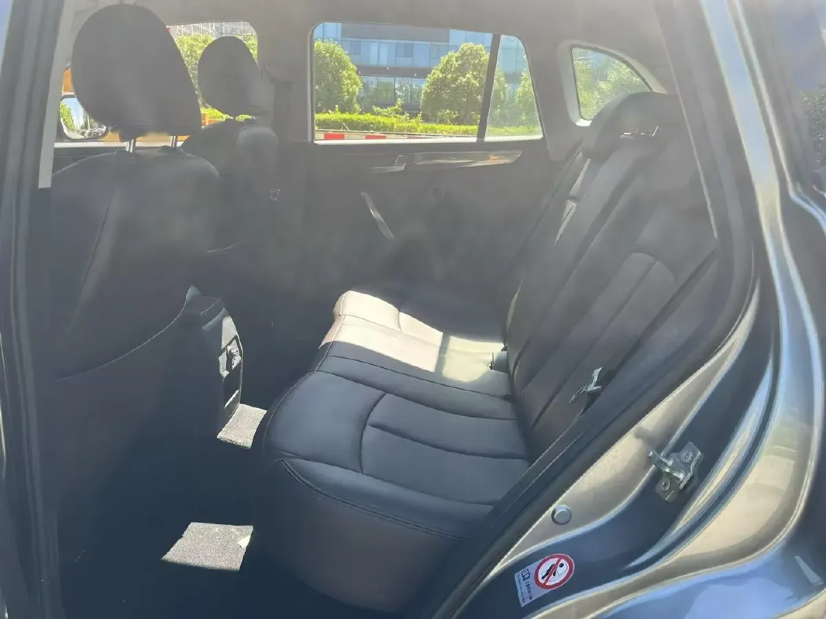 2012 Brilliance Auto V5 1.5T 136HP L4 5AT,autocango,china used car exporter,china ev exporter,chinese used car exporter,chinese used ev exporter