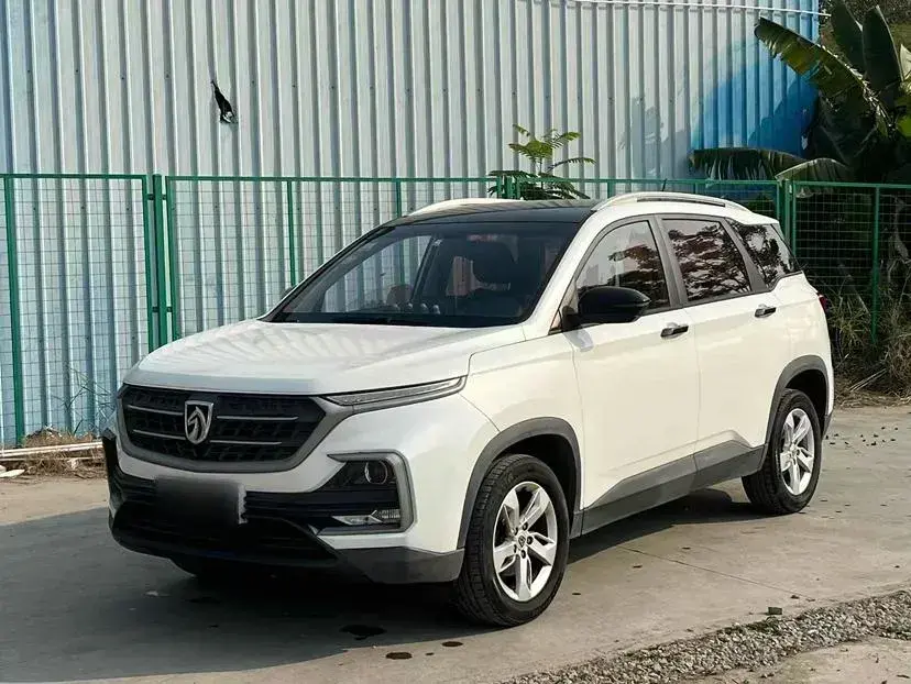 2018 BaoJun 530 1.5T 150HP L4 6MT