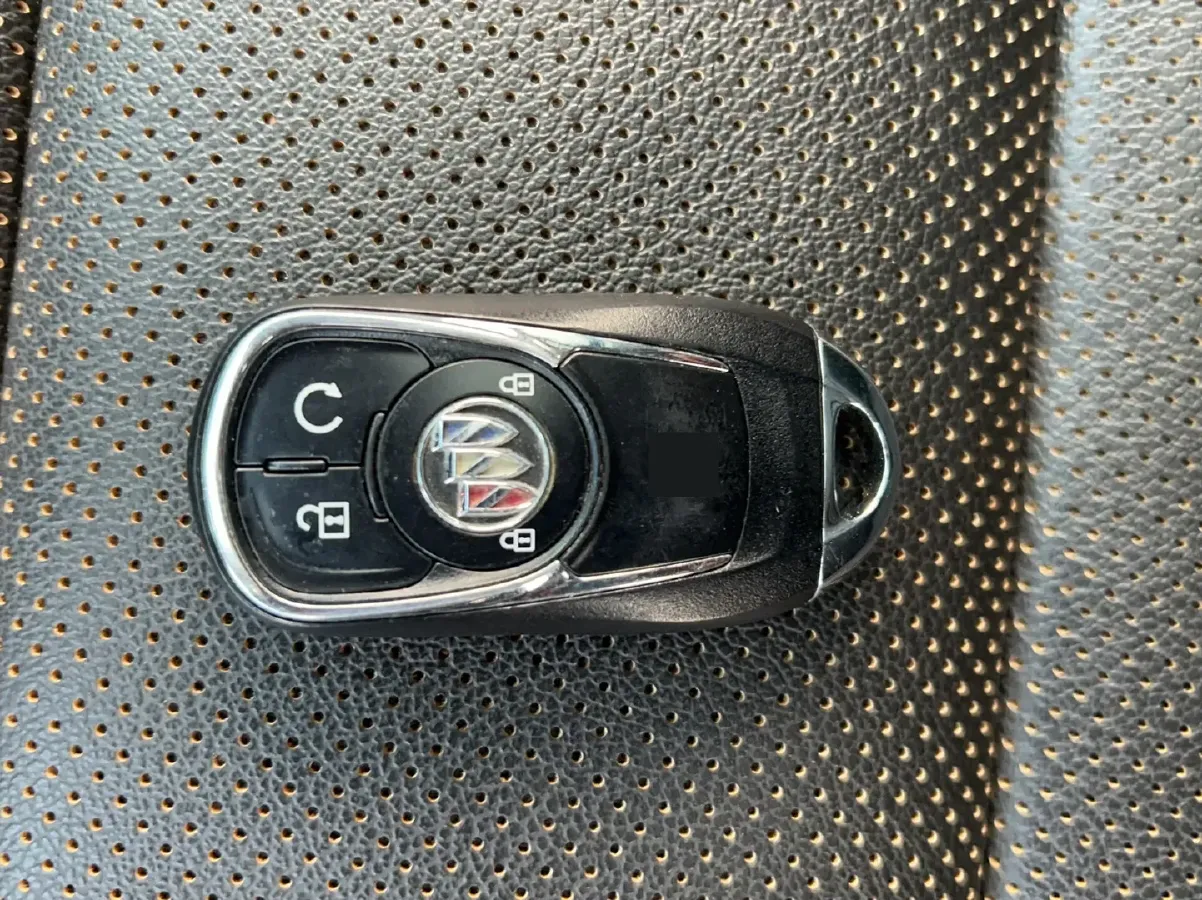 2020 Buick Velite 7 BEV 55.6KWH,autocango,china used car exporter,china ev exporter,chinese used car exporter,chinese used ev exporter