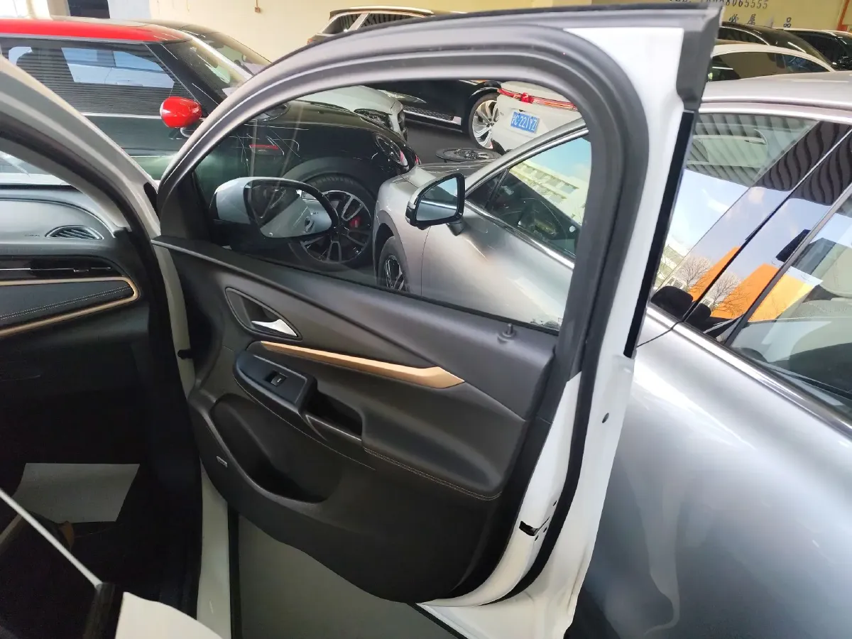 2020 Buick Velite 7 BEV 55.6KWH,autocango,china used car exporter,china ev exporter,chinese used car exporter,chinese used ev exporter