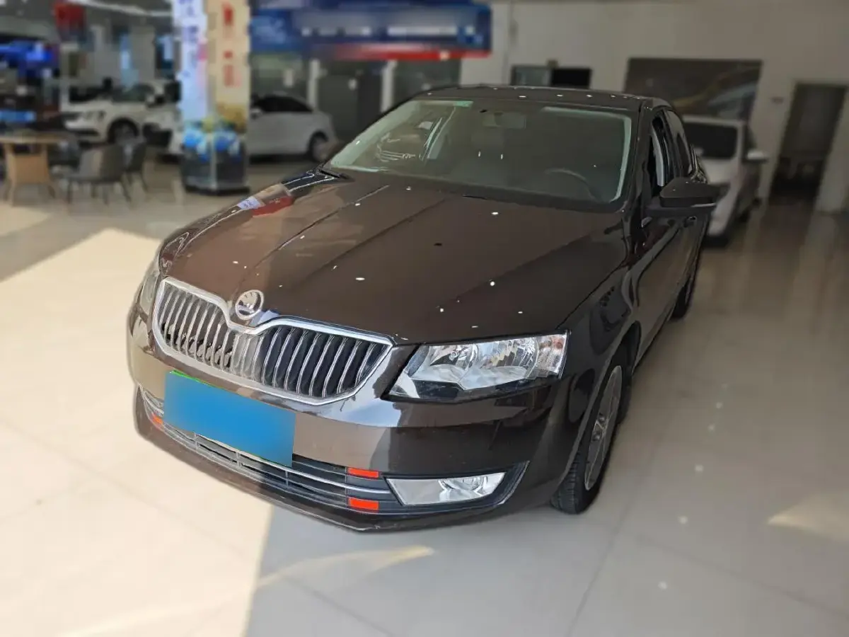 2016 Skoda Octavia 1.6L 110HP L4 6AT