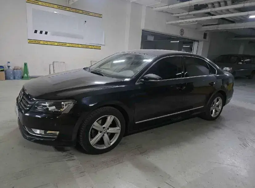 2013 Volkswagen Passat 2.0T 200HP L4 6DCT