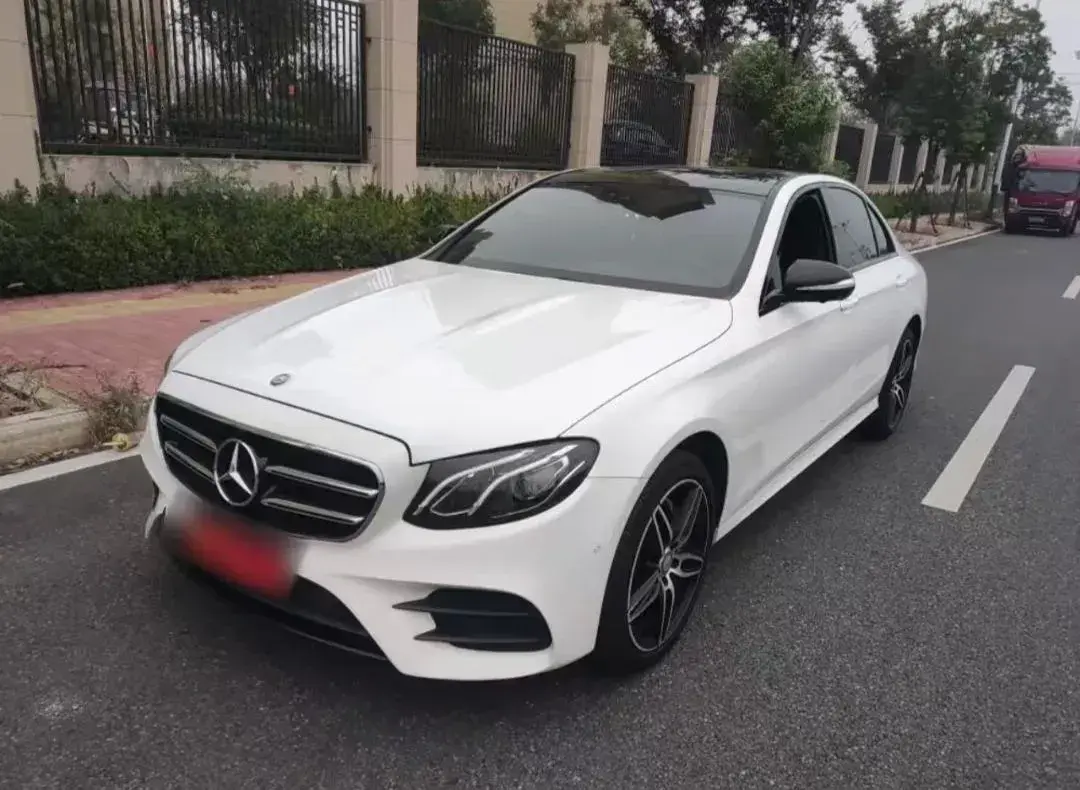 2017 Mercedes-Benz E Class 2.0T 245HP L4 9AT