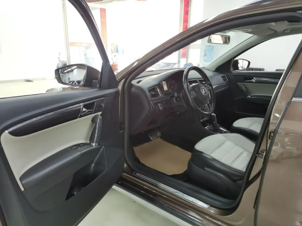 2014 Volkswagen Cross Lavida 1.4T 131HP L4 7DCT,autocango,china used car exporter,china ev exporter,chinese used car exporter,chinese used ev exporter