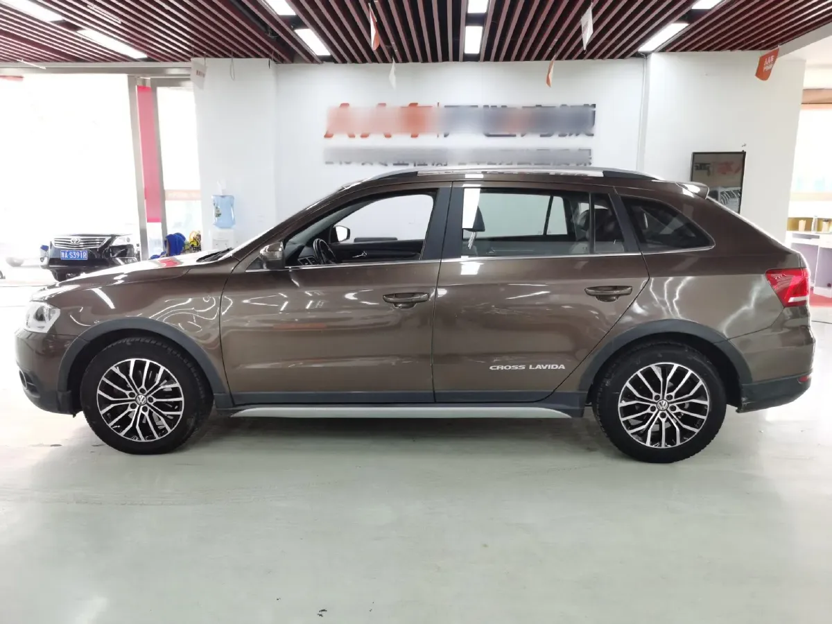 2014 Volkswagen Cross Lavida 1.4T 131HP L4 7DCT,autocango,china used car exporter,china ev exporter,chinese used car exporter,chinese used ev exporter