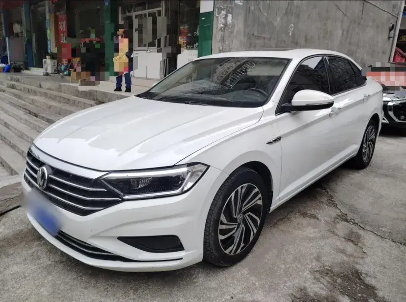 2022 Volkswagen Sagitar 1.4T 150HP L4 7DCT