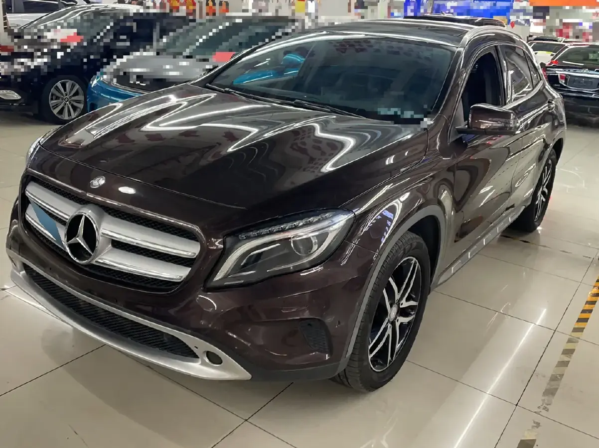 2015 Mercedes-Benz GLA Class 2.0T 184HP L4 7DCT