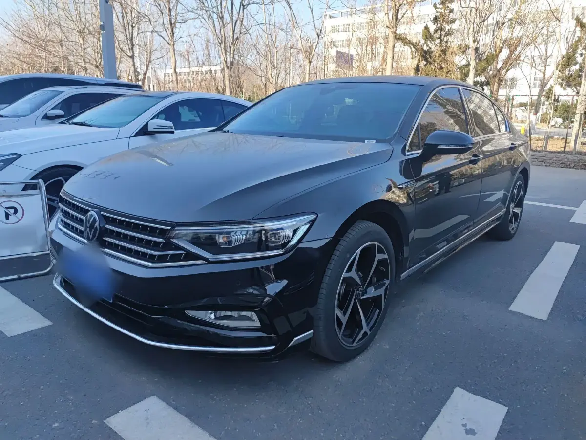 2023 Volkswagen Magotan 2.0T 186HP L4 7DCT