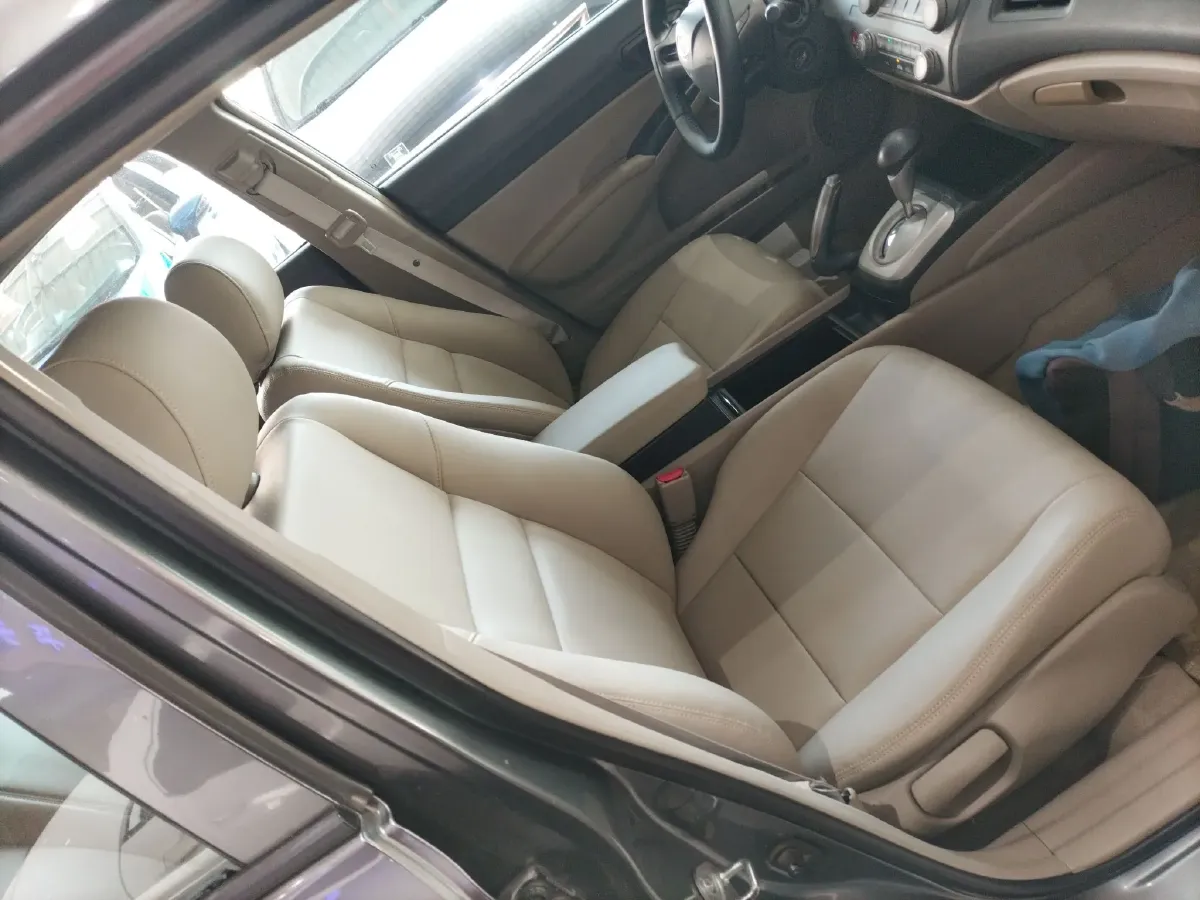 2012 Ciimo Ciimo 1.8L 140HP L4 5AT,autocango,china used car exporter,china ev exporter,chinese used car exporter,chinese used ev exporter