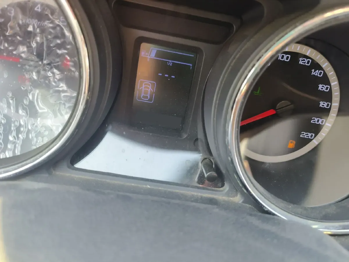 2016 DongFeng Aeolus A60 1.5L 116HP L4 5MT,autocango,china used car exporter,china ev exporter,chinese used car exporter,chinese used ev exporter