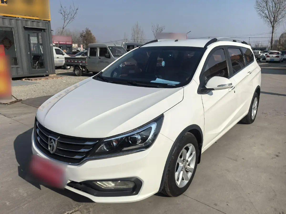 2017 BaoJun 310W 1.5L 112HP L4 6MT