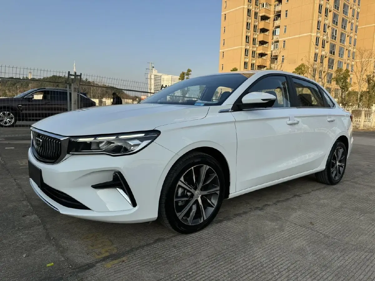 2023 Geely Emgrand 1.5L 127HP L4 CVT