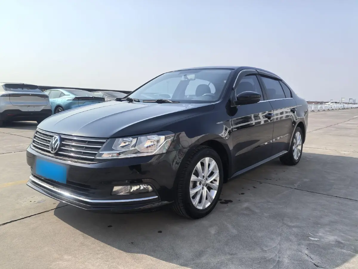 2017 Volkswagen Lavida 1.6L 110HP L4 6AT