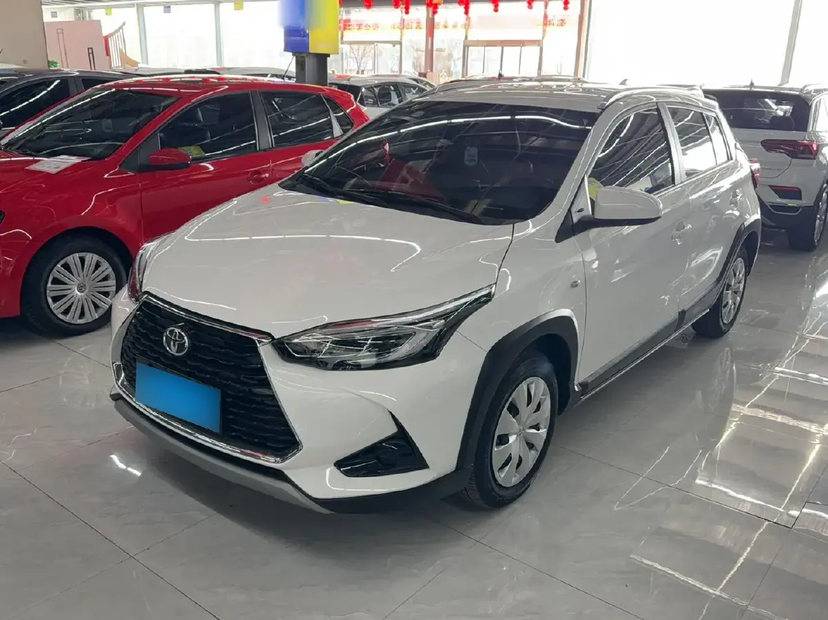 2022 Toyota Yaris L 1.5L 112HP L4 CVT