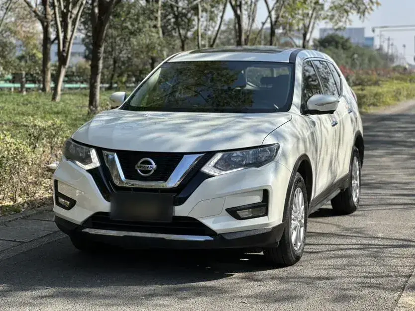 2021 Nissan X-Trail 2.0L 151HP L4 CVT