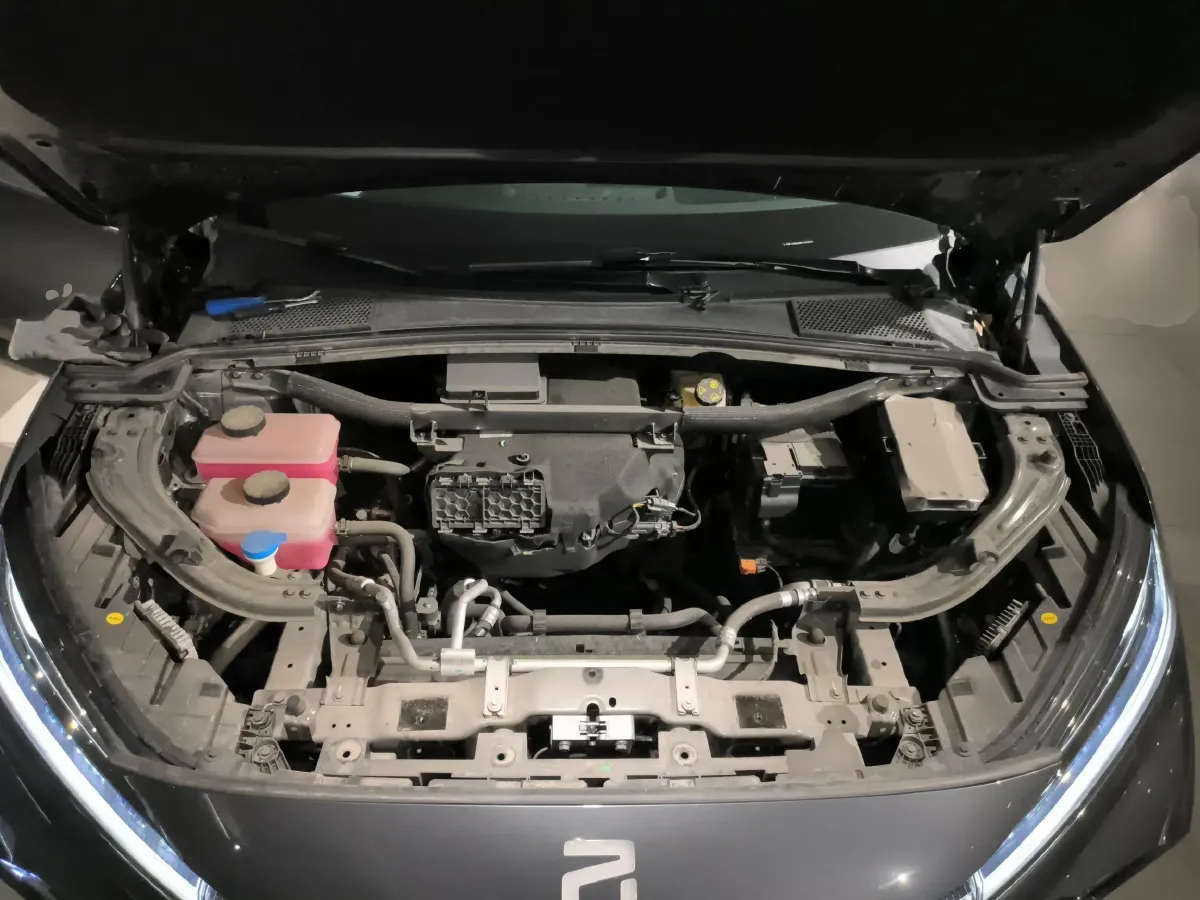 2024 Rising Auto R7 BEV 77KWH,autocango,china used car exporter,china ev exporter,chinese used car exporter,chinese used ev exporter