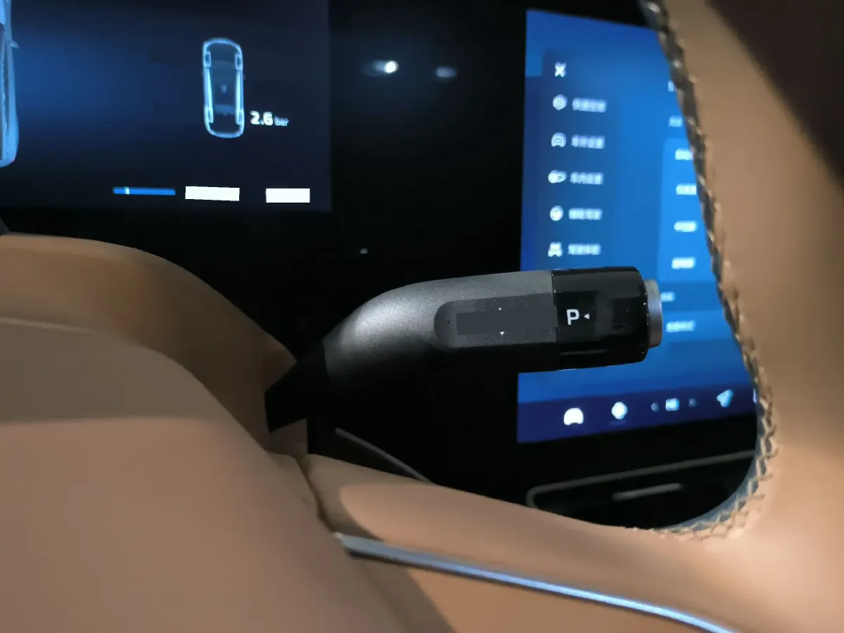 2024 Rising Auto R7 BEV 77KWH,autocango,china used car exporter,china ev exporter,chinese used car exporter,chinese used ev exporter