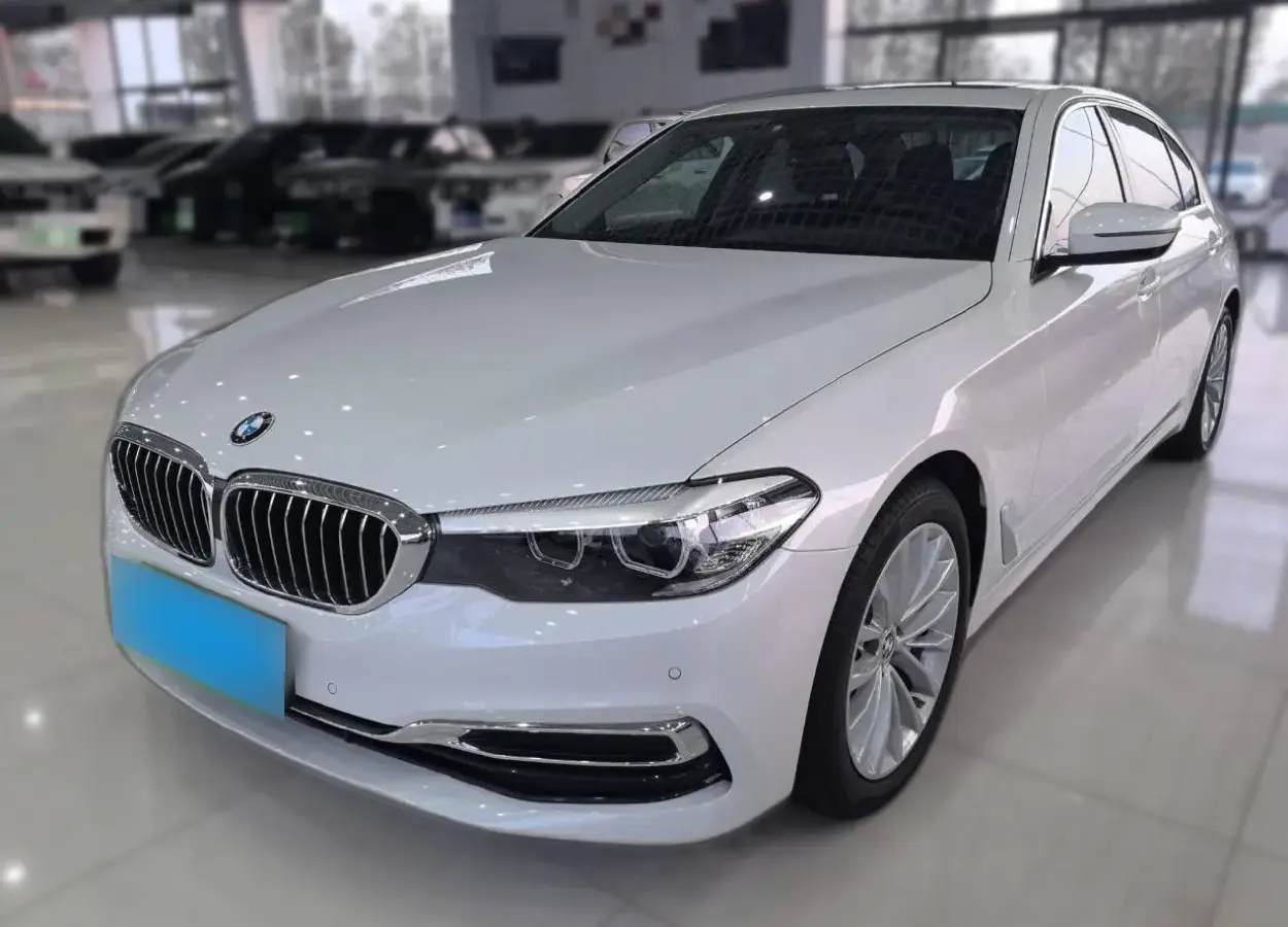 2020 BMW 5 Series 2.0T 184HP L4 8AT