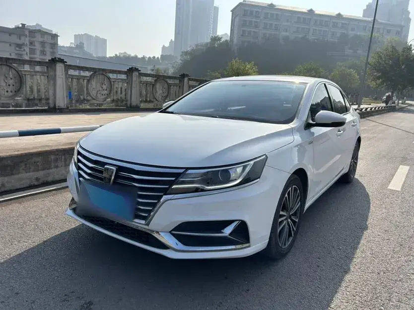 2020 Roewe i6 1.6L 125HP L4 CVT