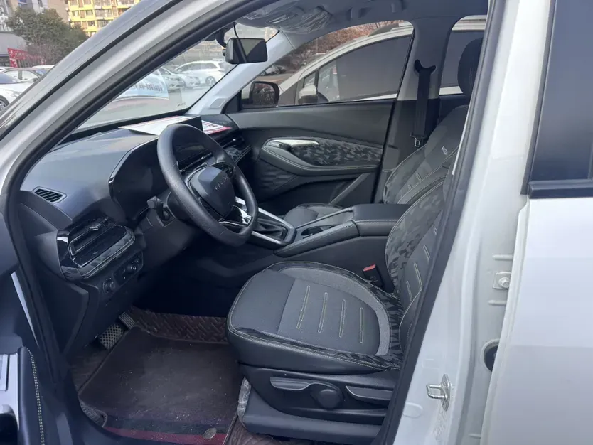 2020 BaoJun RS-3 1.5L 99HP L4 CVT,autocango,china used car exporter,china ev exporter,chinese used car exporter,chinese used ev exporter