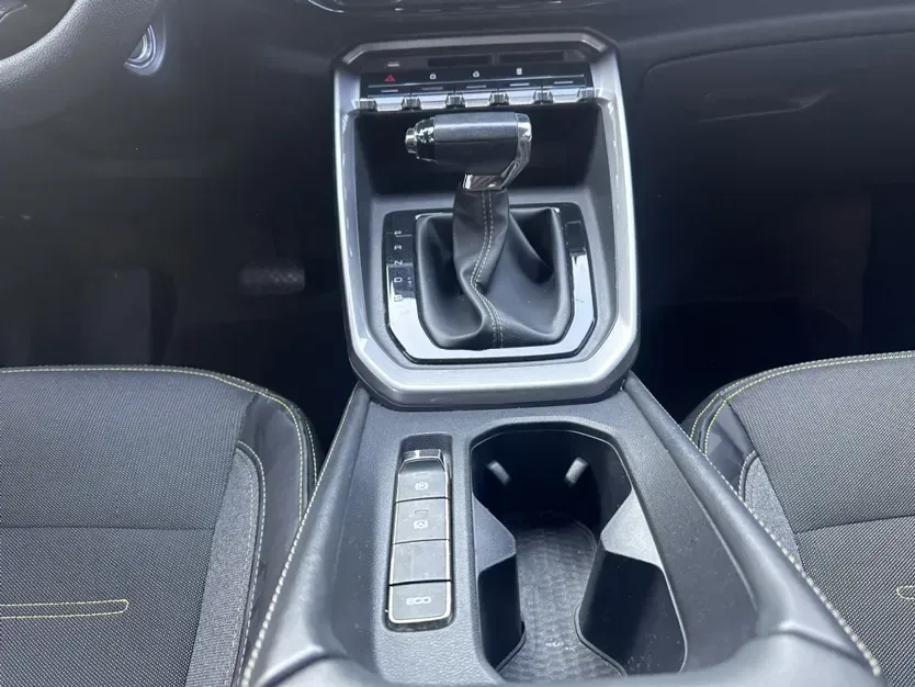 2020 BaoJun RS-3 1.5L 99HP L4 CVT,autocango,china used car exporter,china ev exporter,chinese used car exporter,chinese used ev exporter