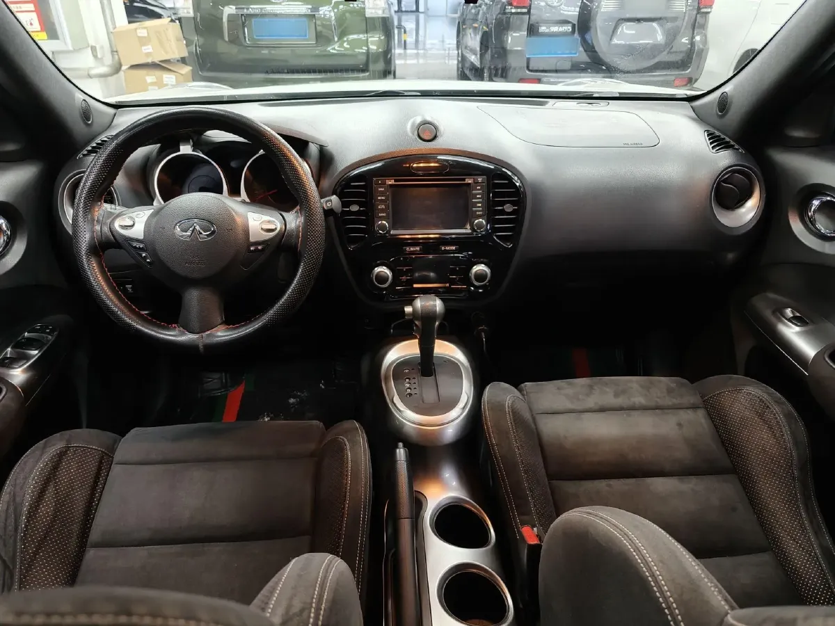 2014 Infiniti ESQ 1.6L 116HP L4 CVT,autocango,china used car exporter,china ev exporter,chinese used car exporter,chinese used ev exporter