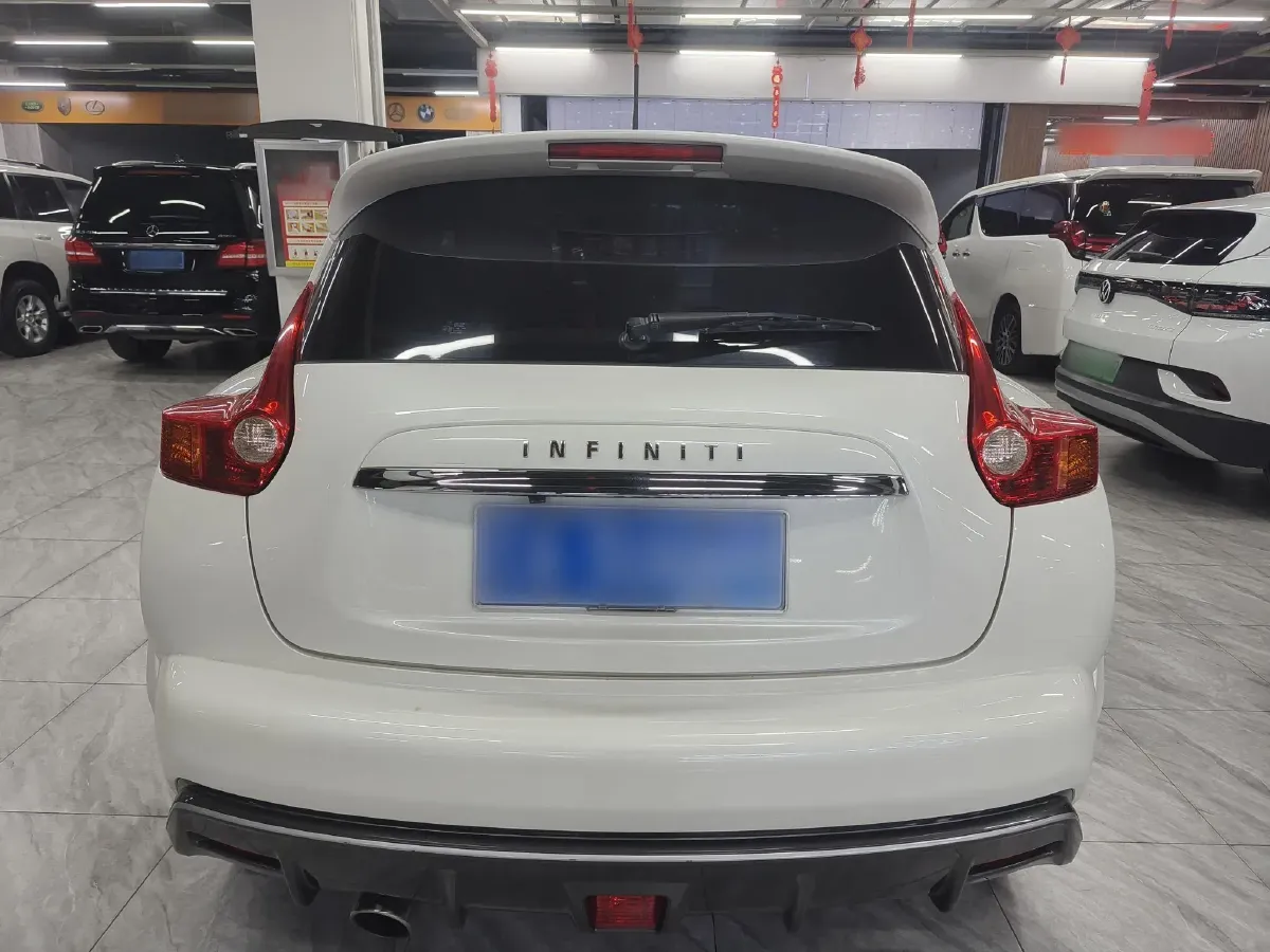 2014 Infiniti ESQ 1.6L 116HP L4 CVT,autocango,china used car exporter,china ev exporter,chinese used car exporter,chinese used ev exporter