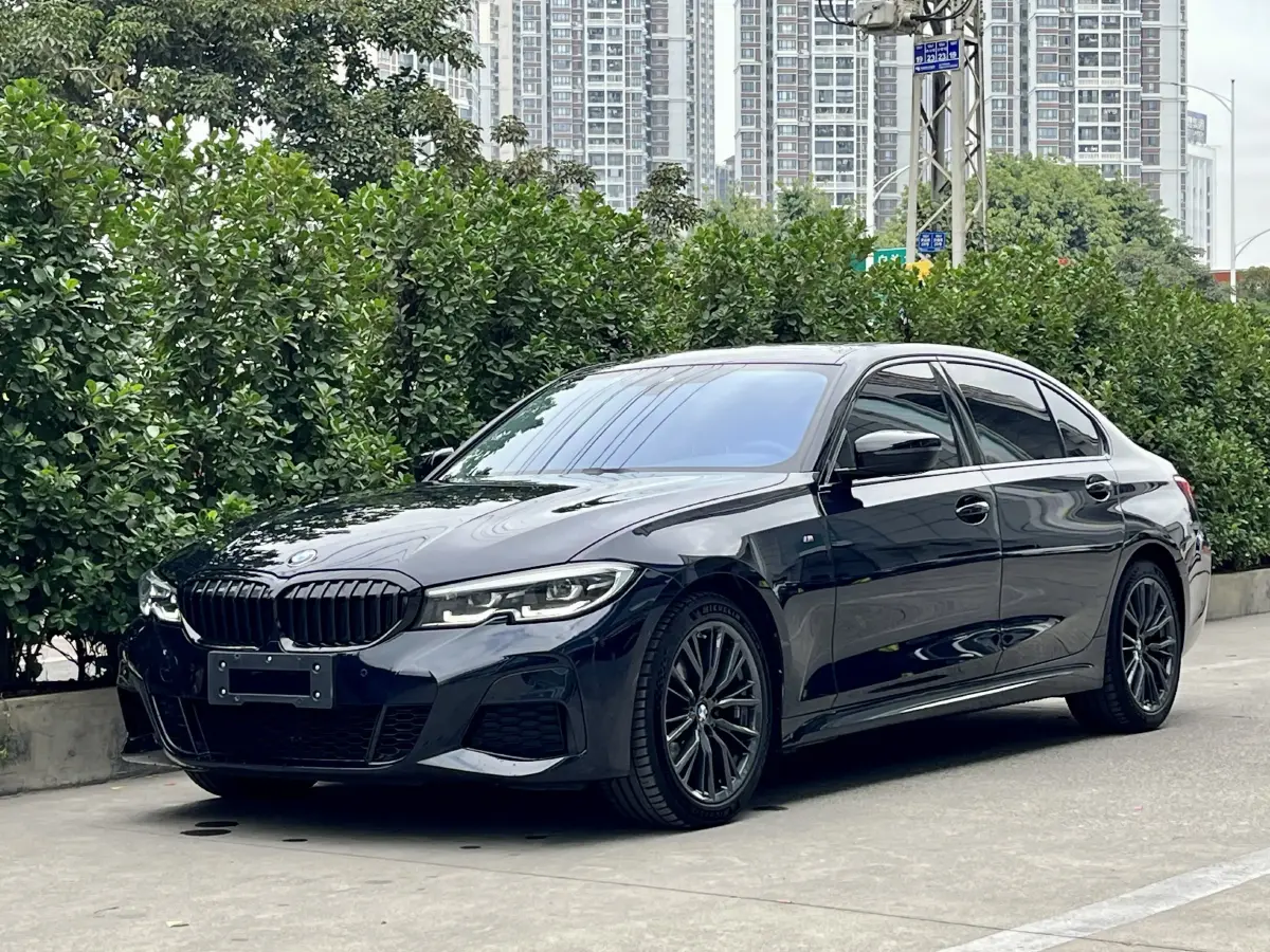 2022 BMW 3 Series 2.0T 184HP L4 8AT