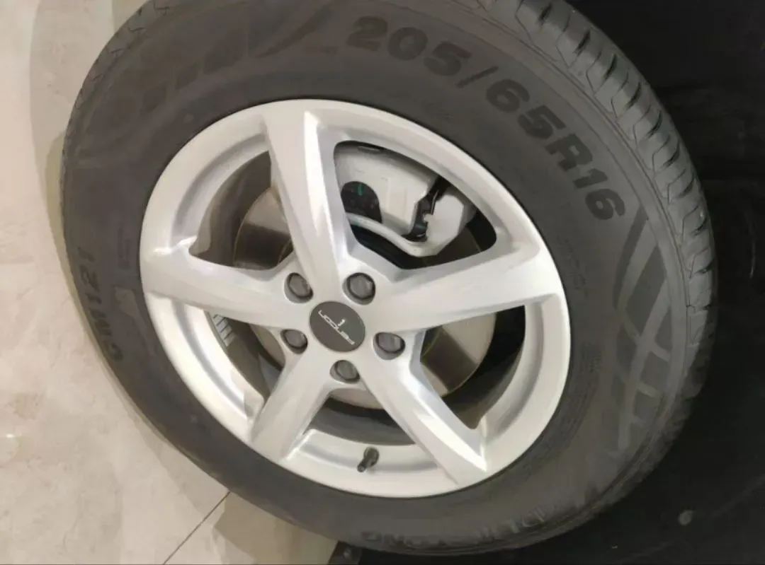 2022 DongFeng Fengon Fengon 500 1.5L 116HP L4 CVT,autocango,china used car exporter,china ev exporter,chinese used car exporter,chinese used ev exporter