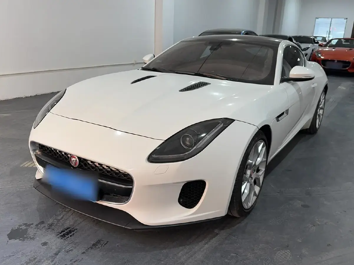 2018 Jaguar F-TYPE 3.0T 340HP V6 8AT
