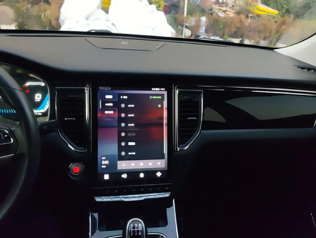 2019 SWM G05 2.0L 143HP L4 5MT,autocango,china used car exporter,china ev exporter,chinese used car exporter,chinese used ev exporter