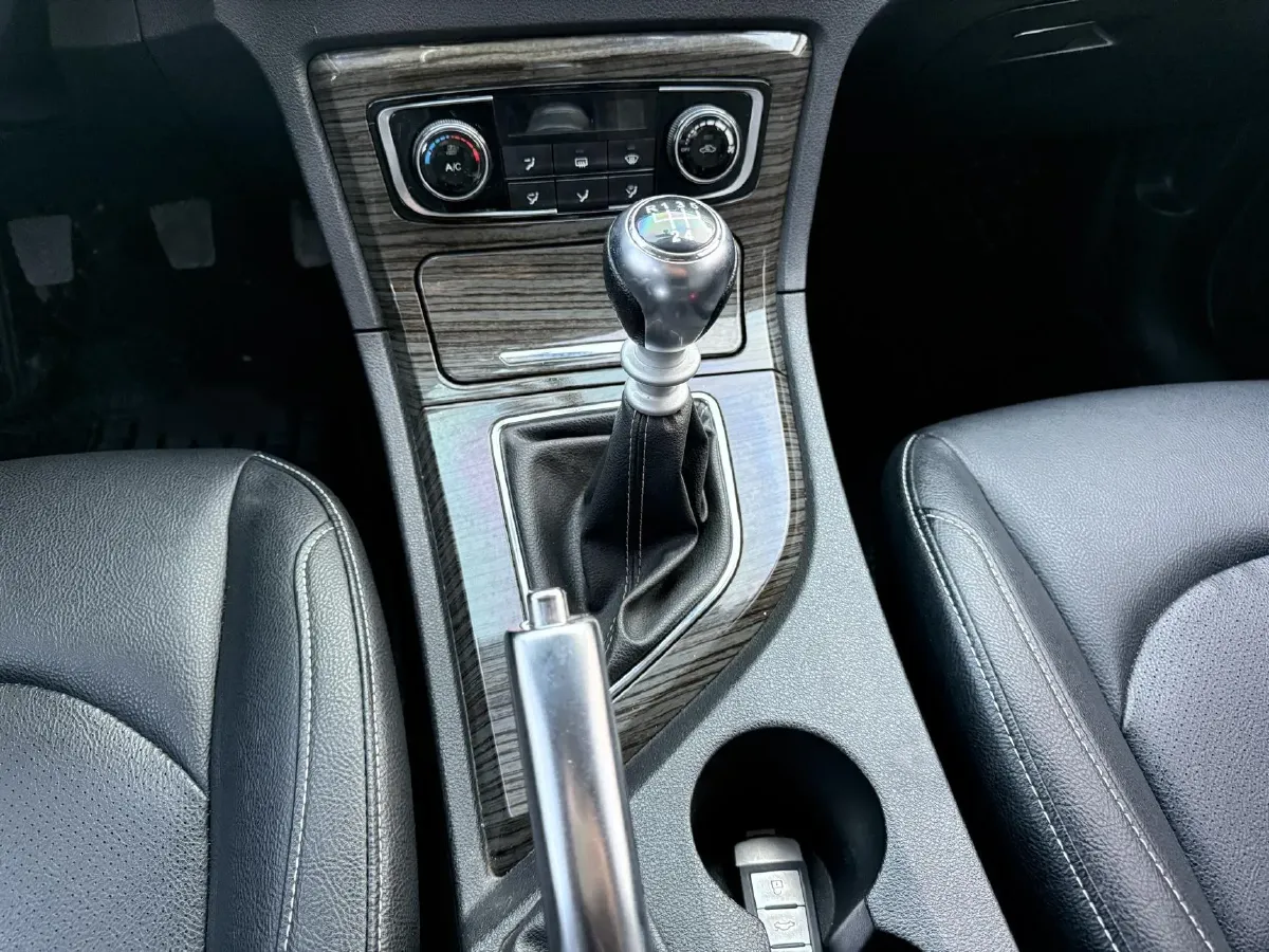 2016 Zotye T600 1.5T 162HP L4 5MT,autocango,china used car exporter,china ev exporter,chinese used car exporter,chinese used ev exporter