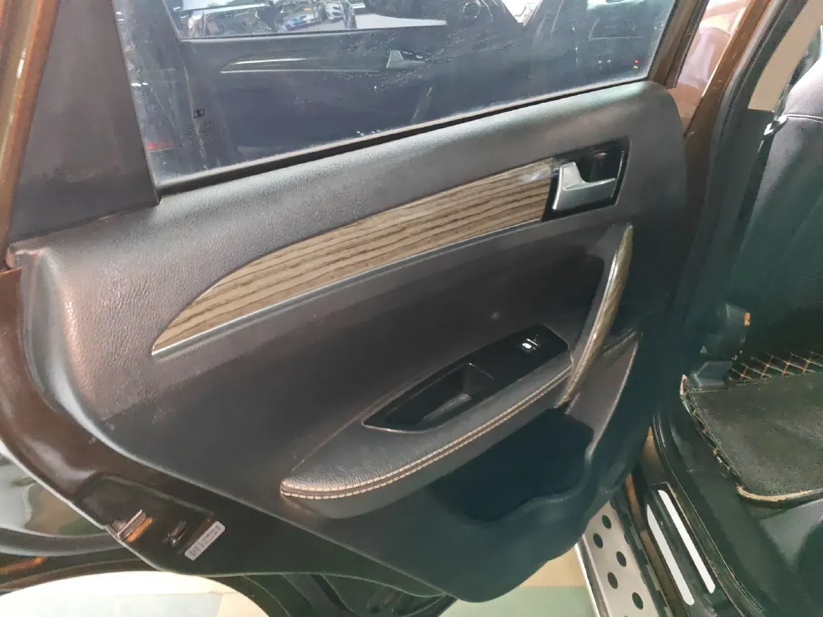 2016 Zotye T600 1.5T 162HP L4 5MT,autocango,china used car exporter,china ev exporter,chinese used car exporter,chinese used ev exporter