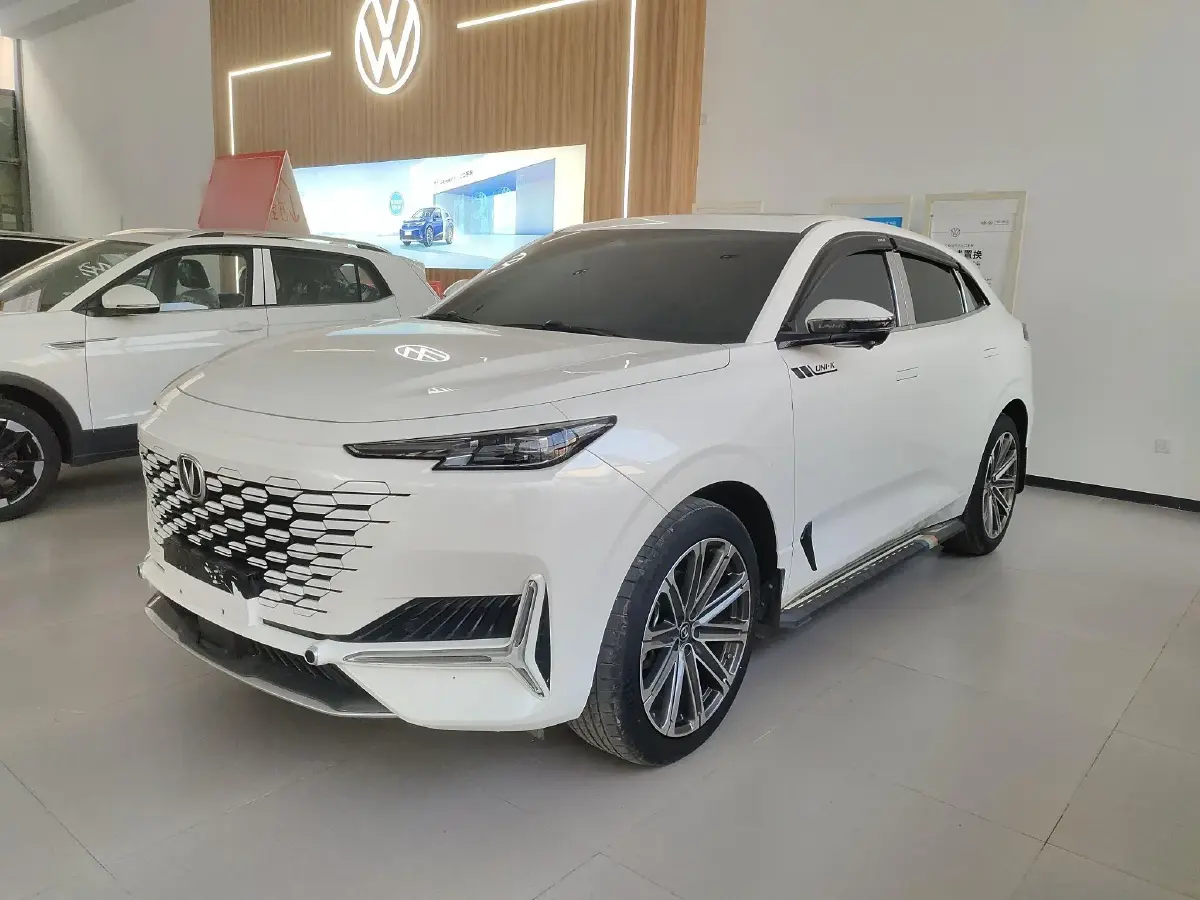 2021 ChangAn UNI-K 2.0T 233HP L4 8AT