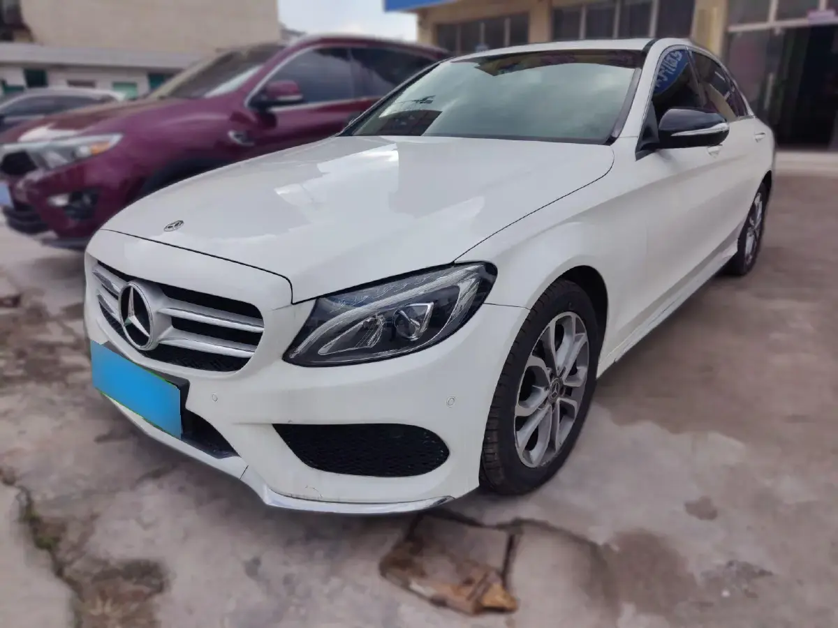 2017 Mercedes-Benz C Class 1.6T 156HP L4 9AT