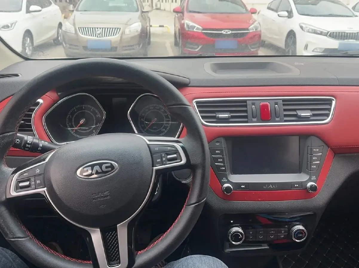 2017 JAC Refine S2 1.5L 113HP L4 5MT,autocango,china used car exporter,china ev exporter,chinese used car exporter,chinese used ev exporter