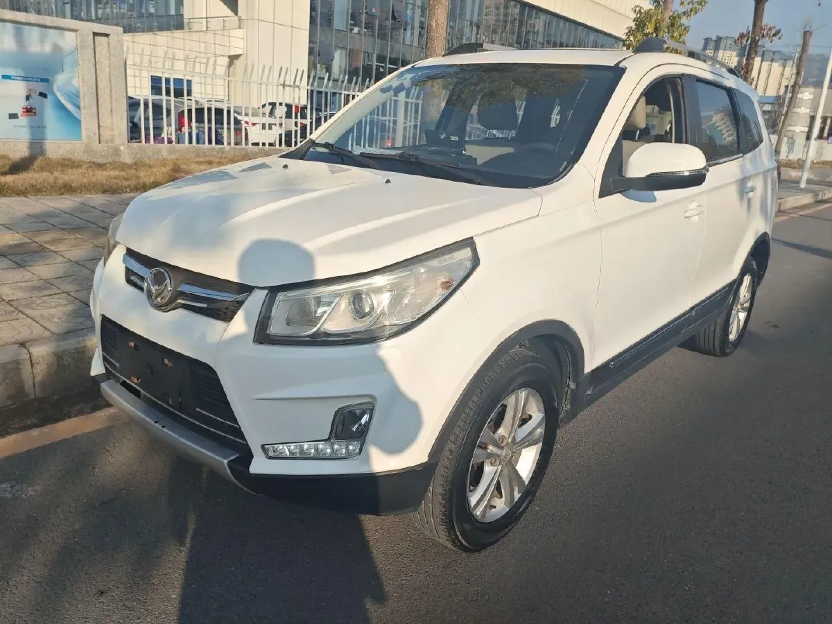 2017 BAIC Hyosow S3 1.5L 113HP L4 5MT,autocango,china used car exporter,china ev exporter,chinese used car exporter,chinese used ev exporter
