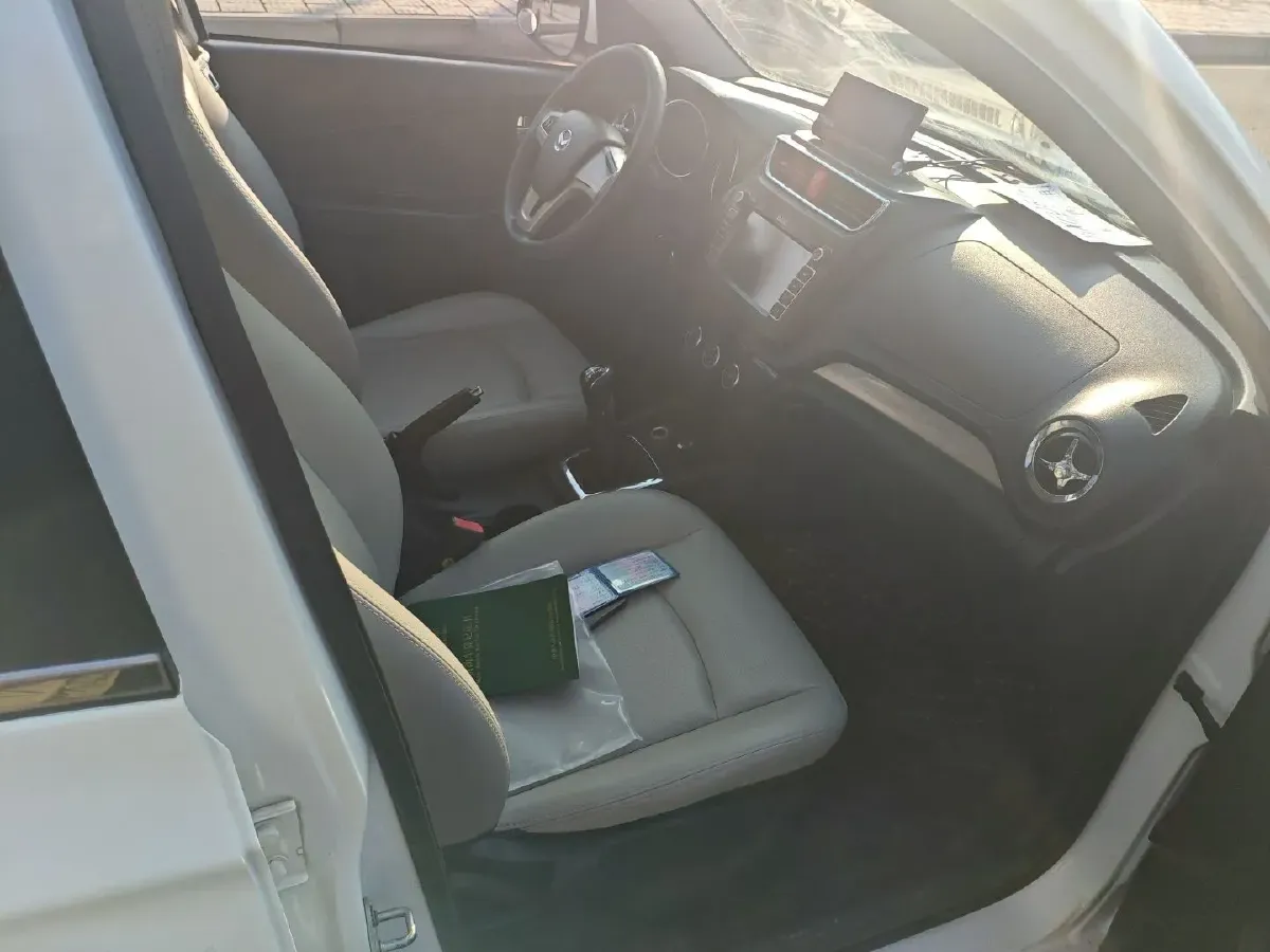 2017 BAIC Hyosow S3 1.5L 113HP L4 5MT,autocango,china used car exporter,china ev exporter,chinese used car exporter,chinese used ev exporter