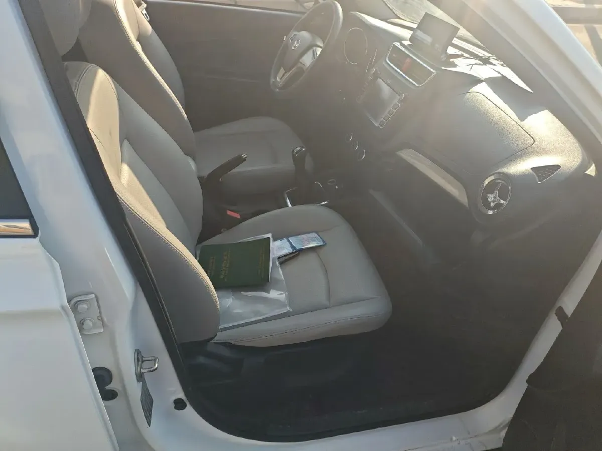 2017 BAIC Hyosow S3 1.5L 113HP L4 5MT,autocango,china used car exporter,china ev exporter,chinese used car exporter,chinese used ev exporter