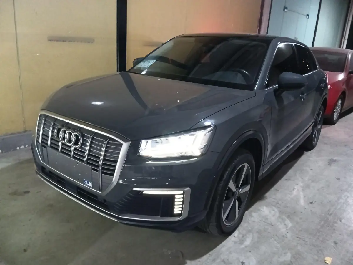 2019 Audi Q2L e-tron BEV 39.7KWH