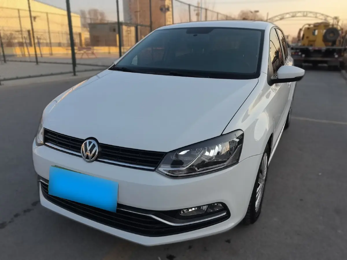 2018 Volkswagen Polo 1.5L 110HP L4 6AT